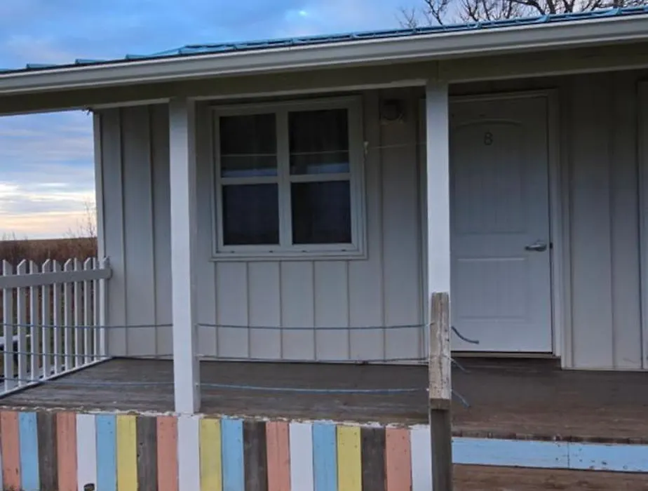 Seashell Motel-1