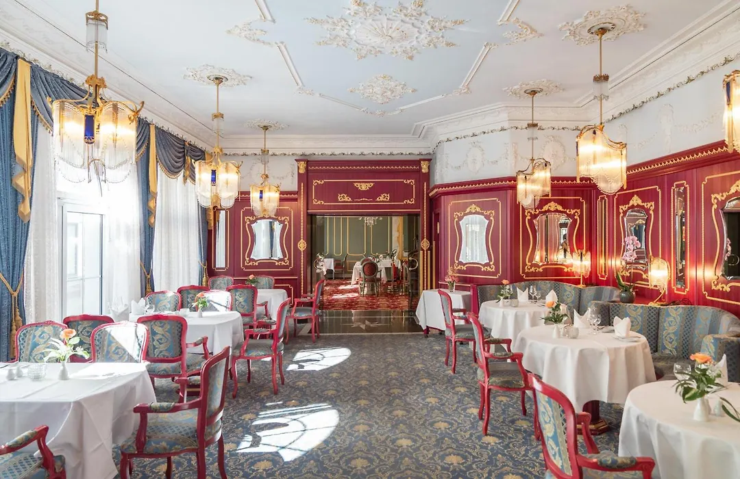 Häcker's Fürstenhof-1