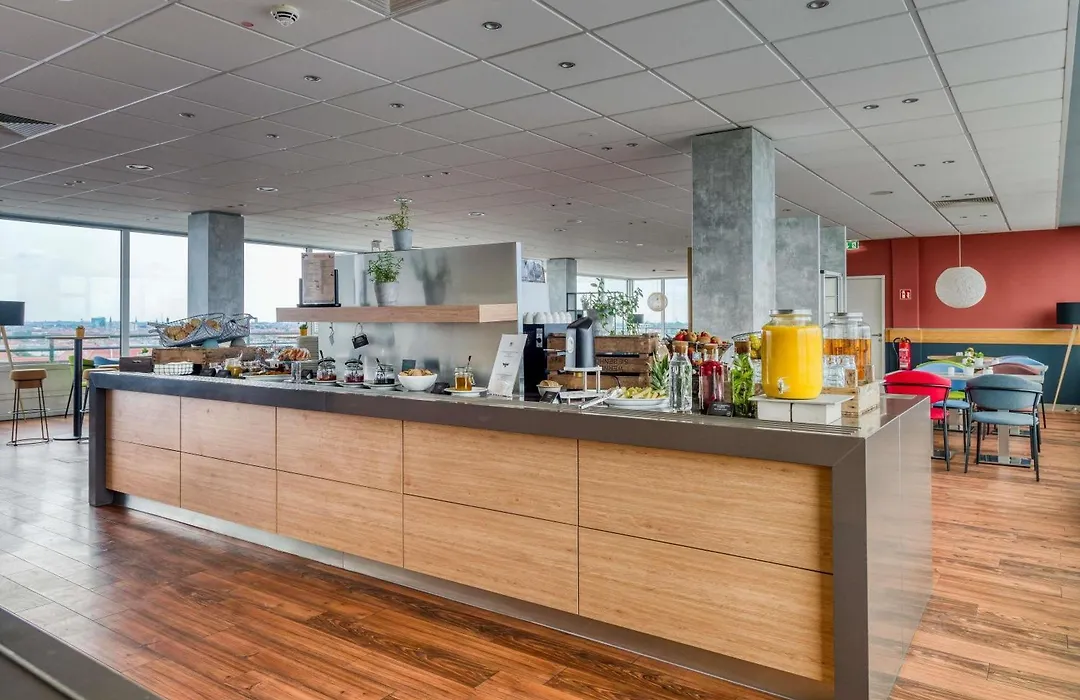 Ibis Berlin Messe-1
