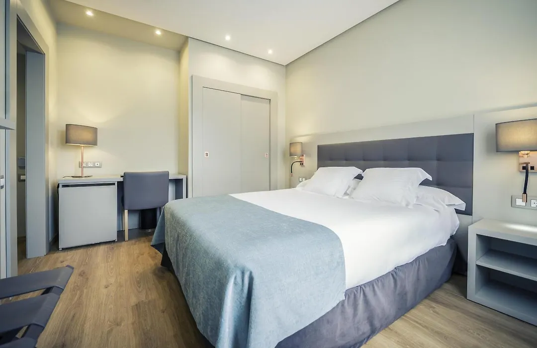 Hotel Carlton Rioja-1