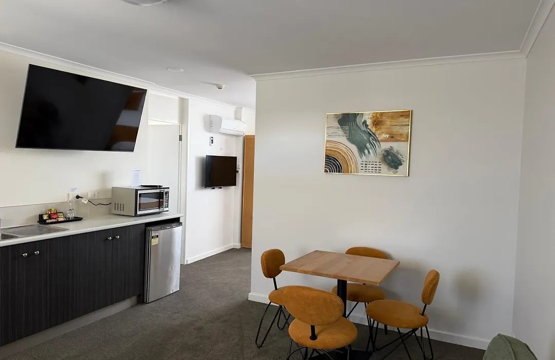 Mid City Motel Warrnambool-1