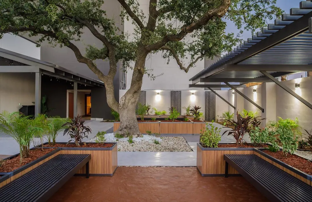 Doubletree By Hilton Laredo-1