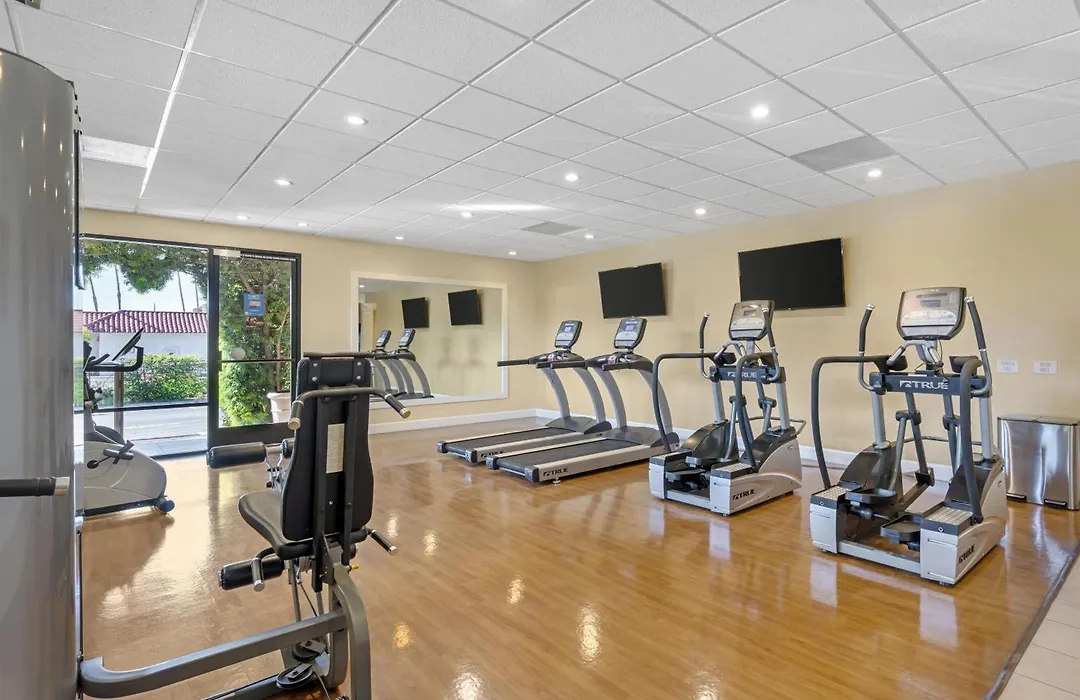 Best Western Plus South Coast Inn-1