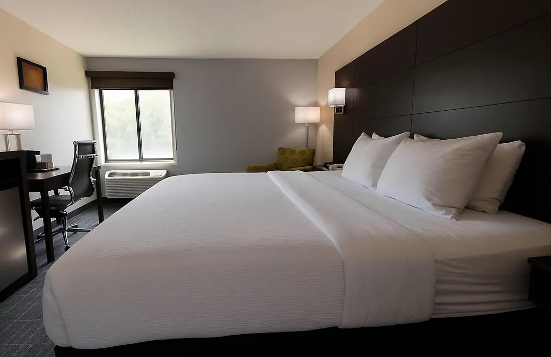 Quality Inn & Suites Circleville-1