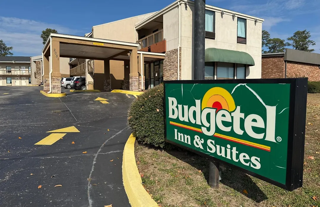 Budgetel Inn And Suites- Fort Gordon-1