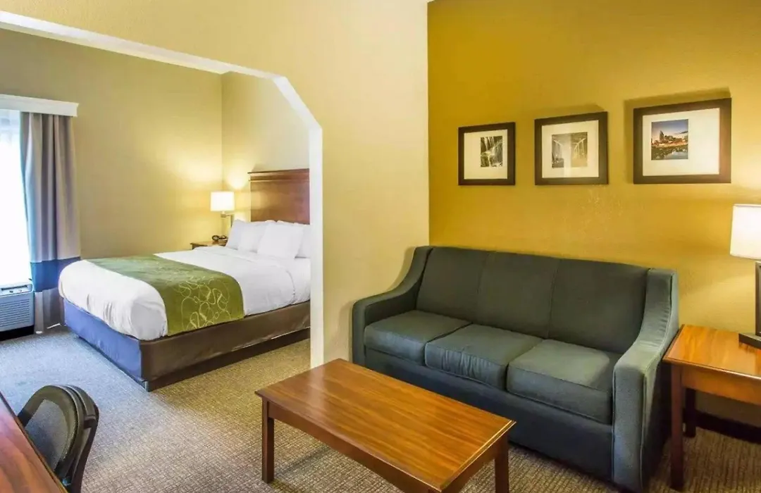 Comfort Suites Cookeville-1