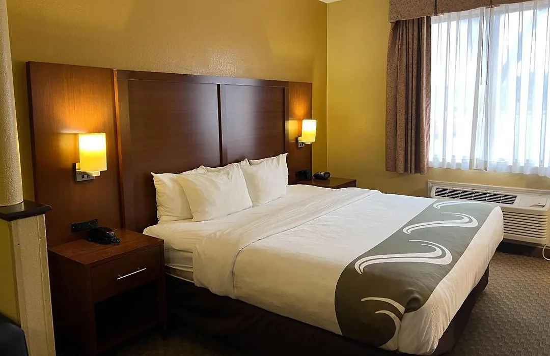 Quality Suites Midland North Loop 250-1