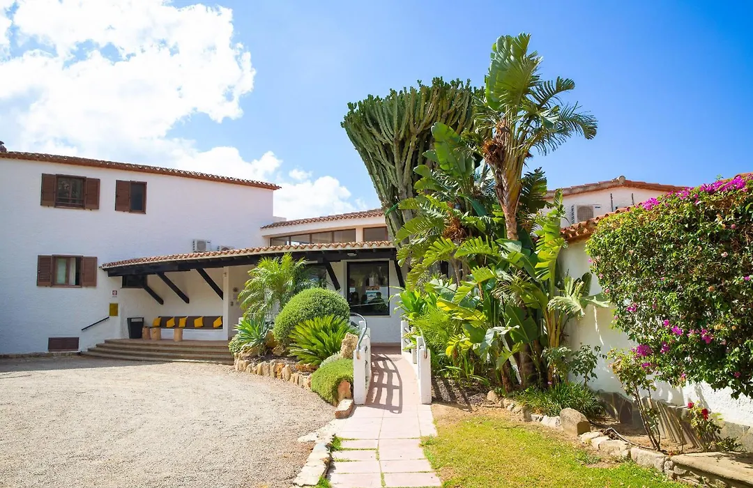 Cormoran Residence-1