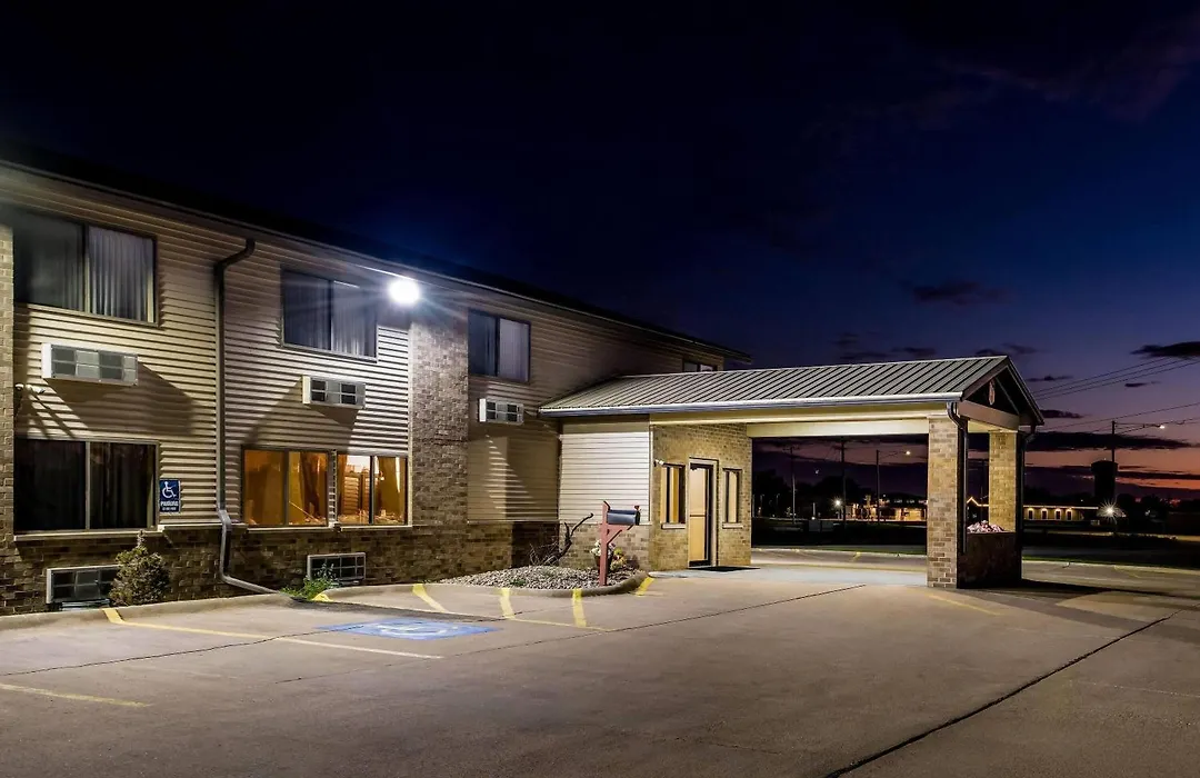 Super 8 By Wyndham Jefferson-1