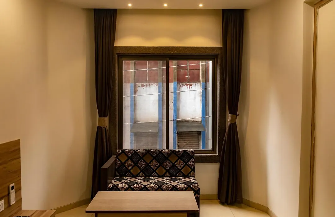 Adarsh Palace Hotel Near Bhopal Railway Station And Nadra Bus Stand Bhopal-1