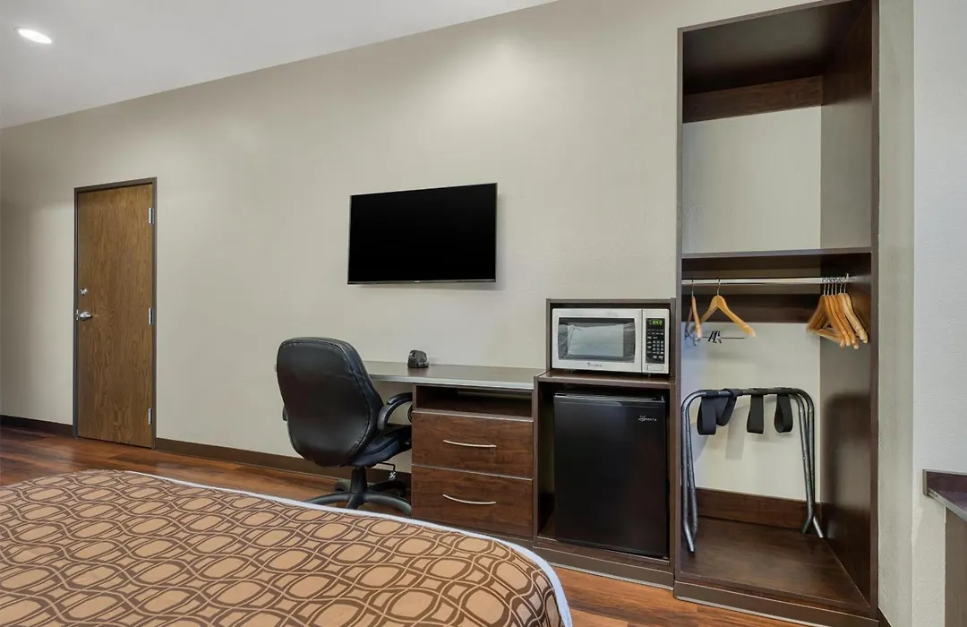 Surestay Plus Hotel By Best Western Buckhannon-1