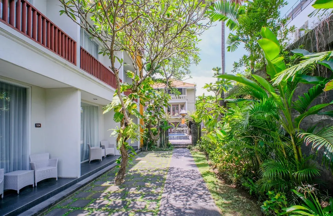 Transera Kamini Legian Hotel-1