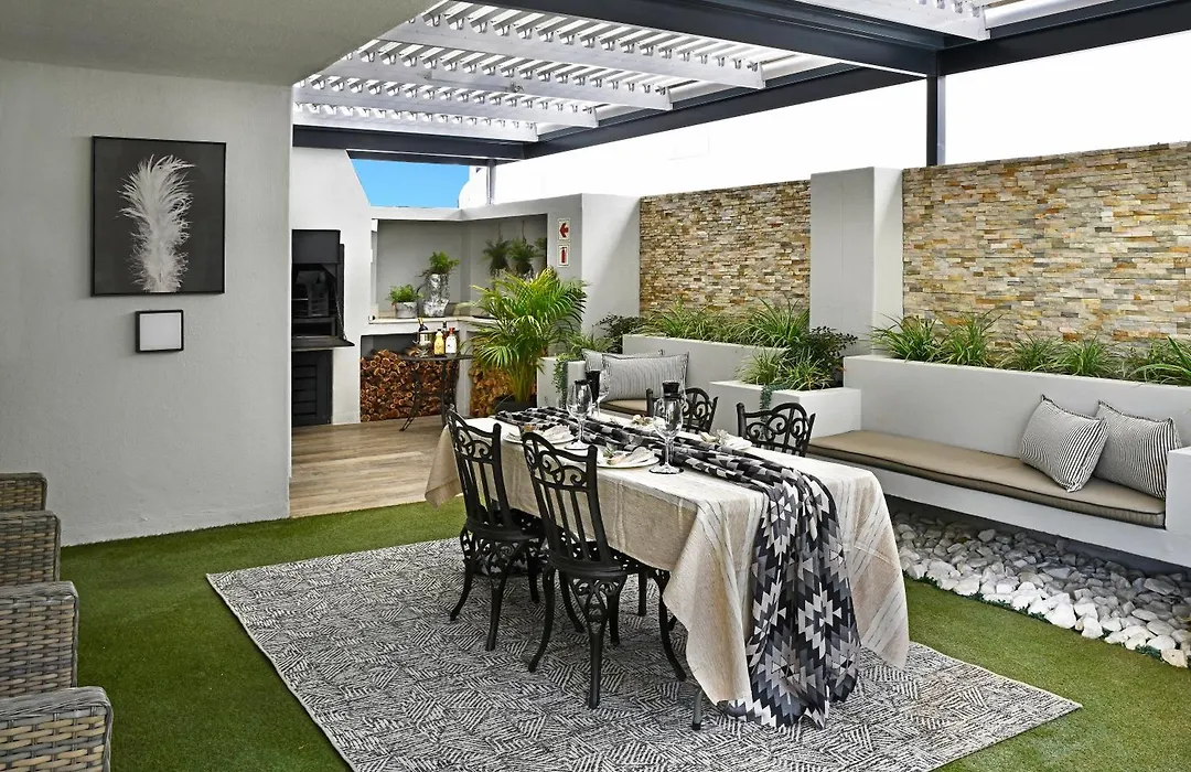 Le Petit Bijou Aparthotel-1