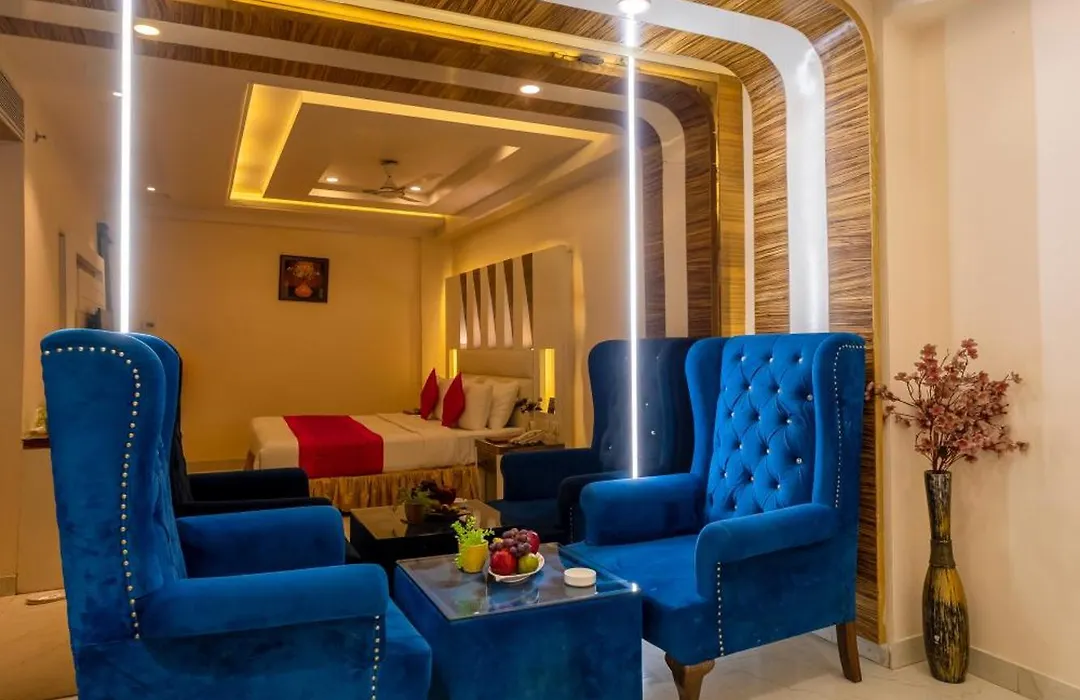 Aman Continental With Restaurant - 5Mins From Connaught Place ,Railway Station & Metro-1