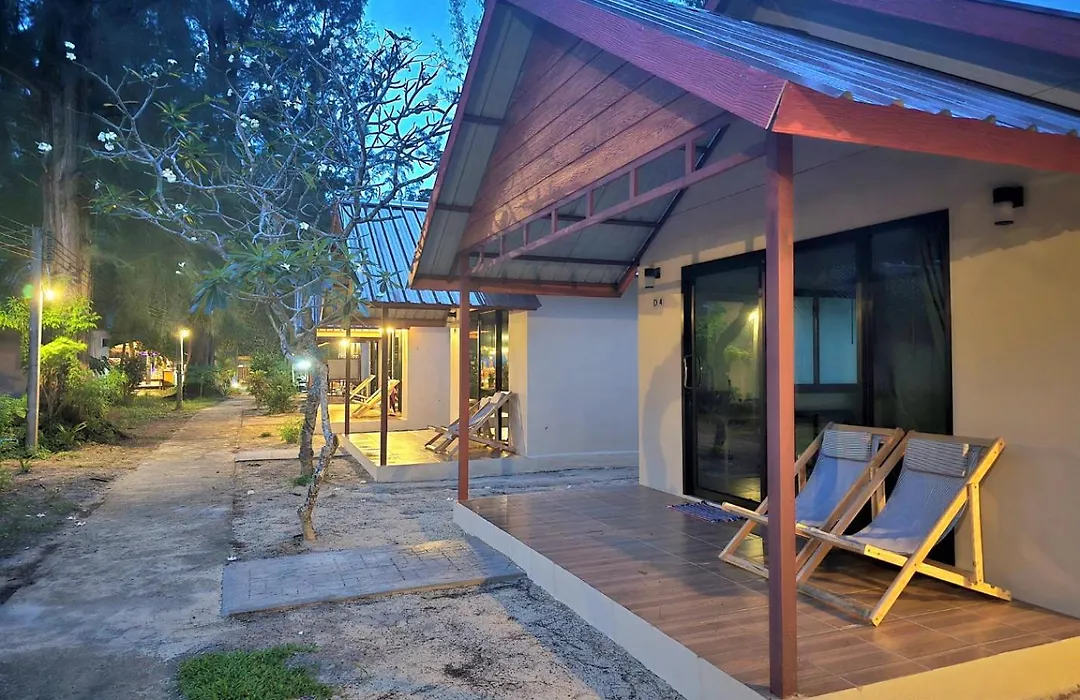 Kradan Beach Resort-1