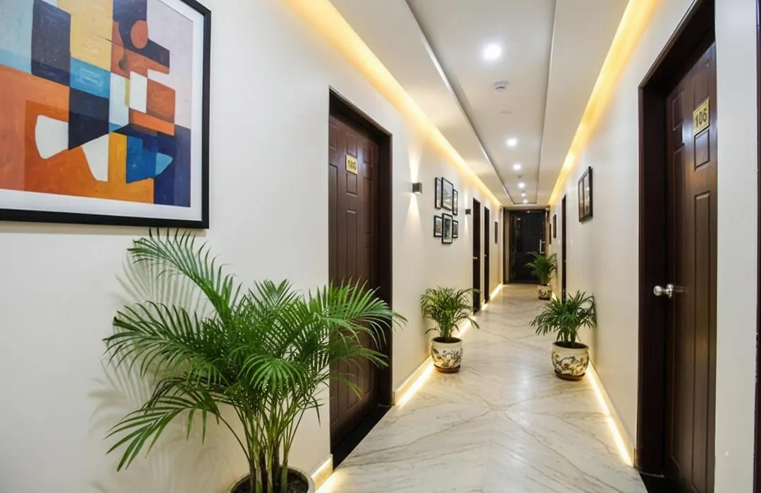 Via Travelers Lodge-1