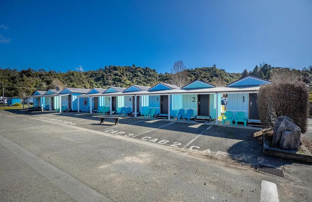 Kaiteriteri Recreation Reserve Cabins-1