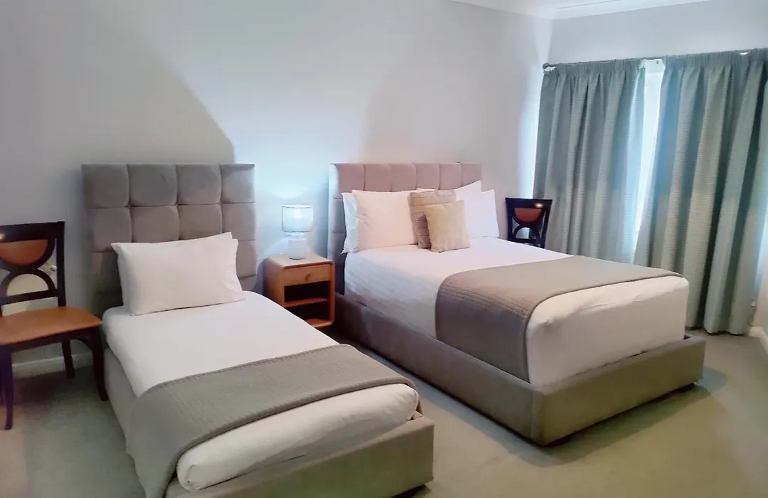 Michelangelos - Rooms, Restaurant & Bar-1