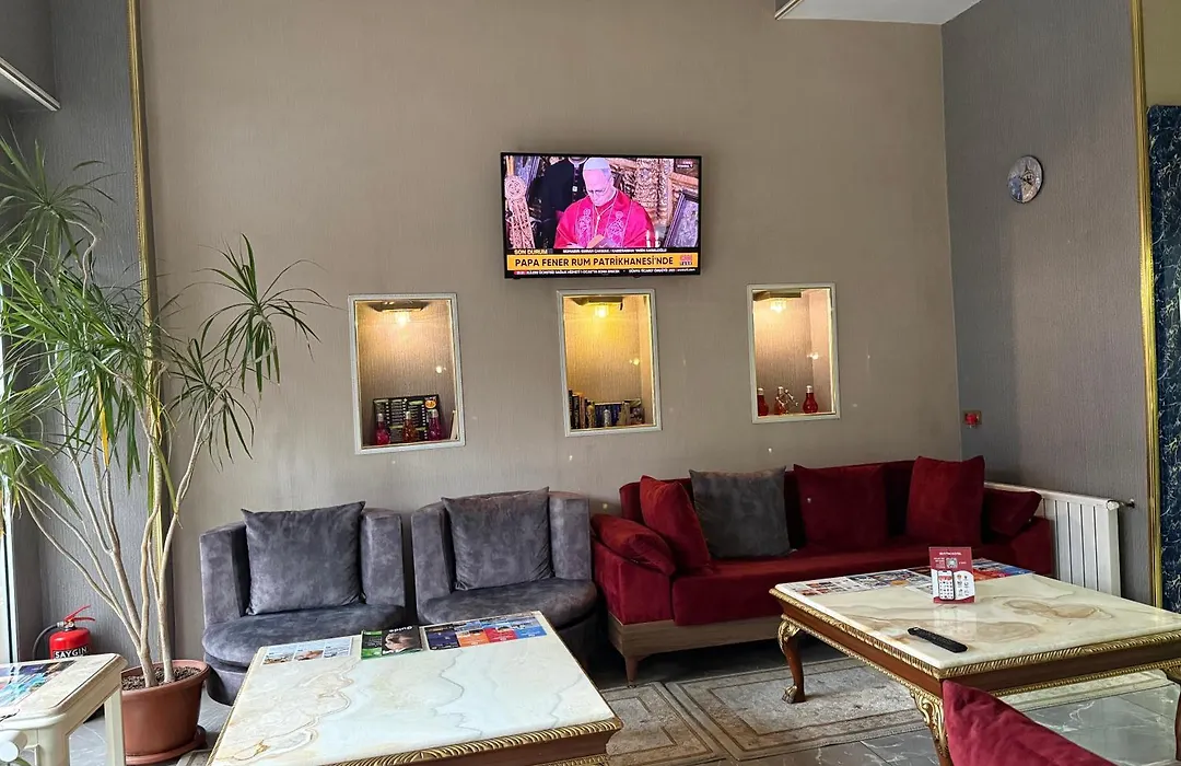 Rhythm Hotel-1