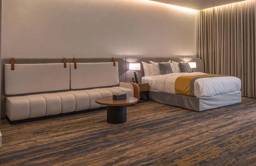 Royal Palace Hotel - Financial District-1