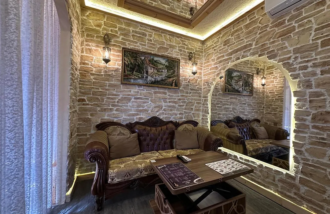 City Hotel Baku-1