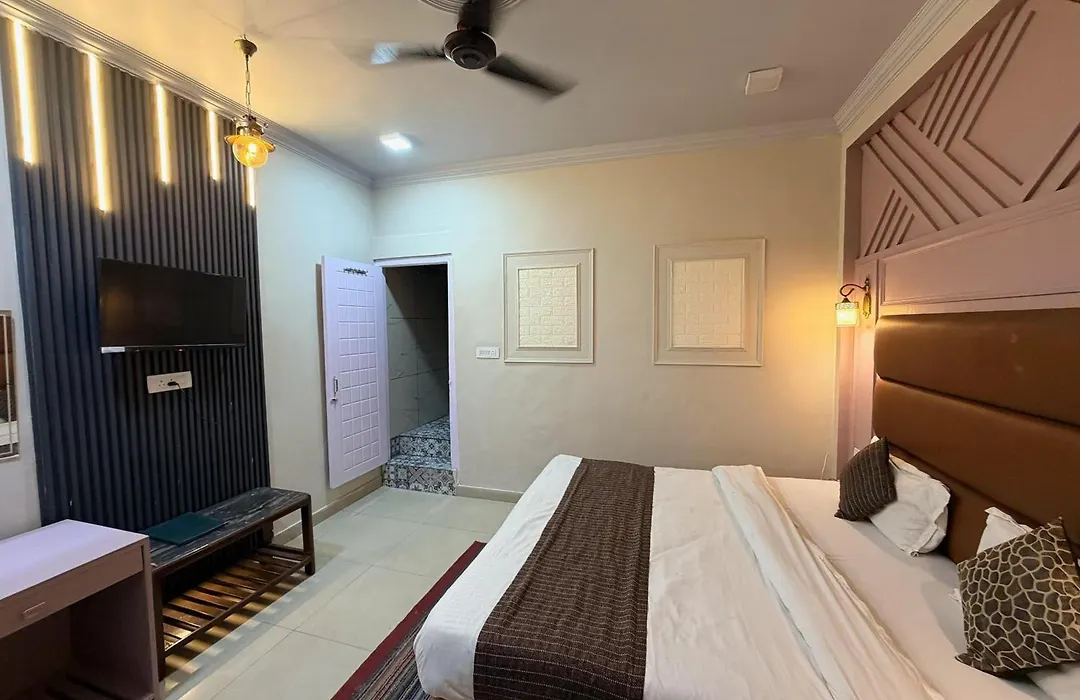 Hotel Amar-1