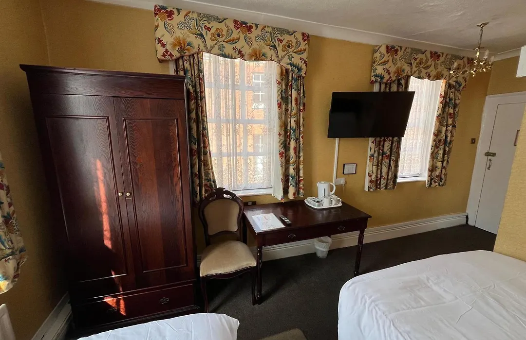 Castle Hotel Tamworth-1