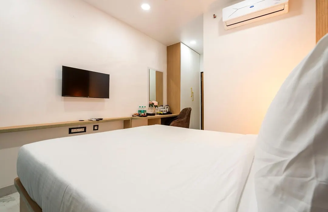 Rcc Hotels Gachibowli-1