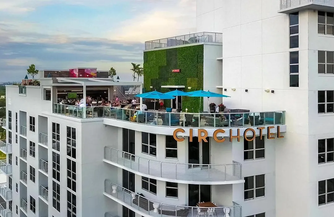 Circ Hotel By Hosteeva-1