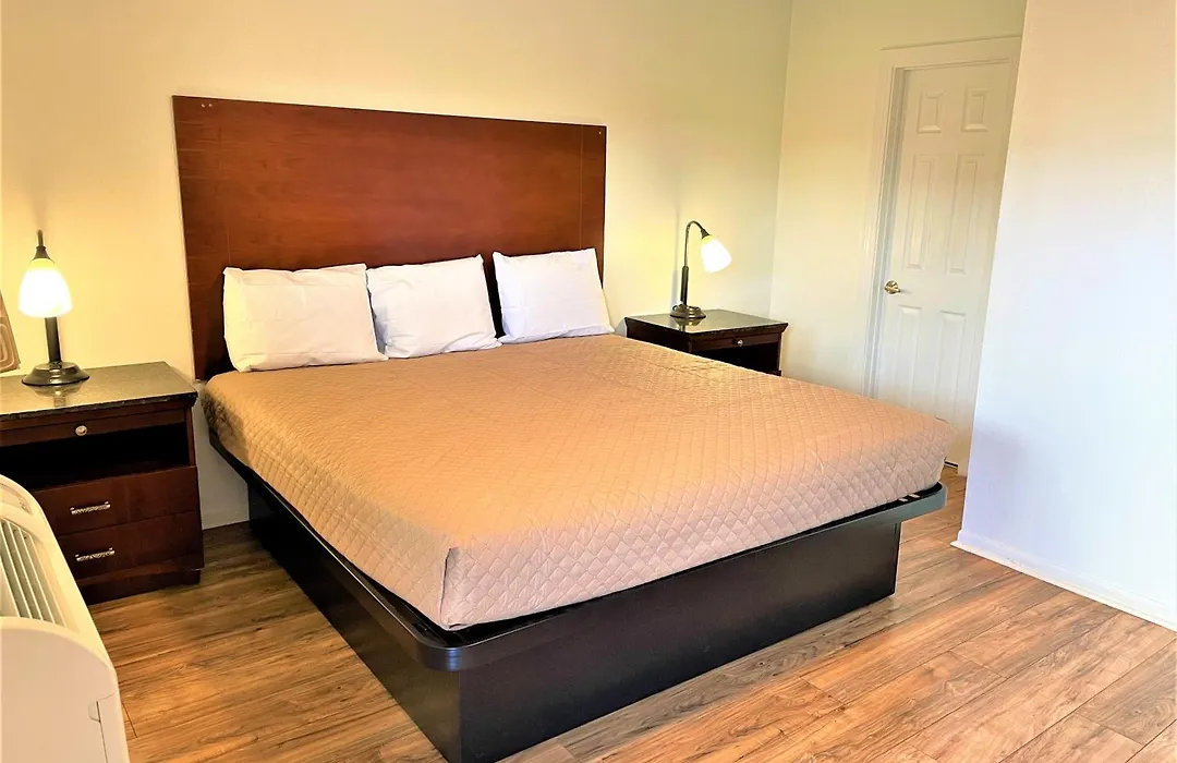 Budget Inn Giddings-1