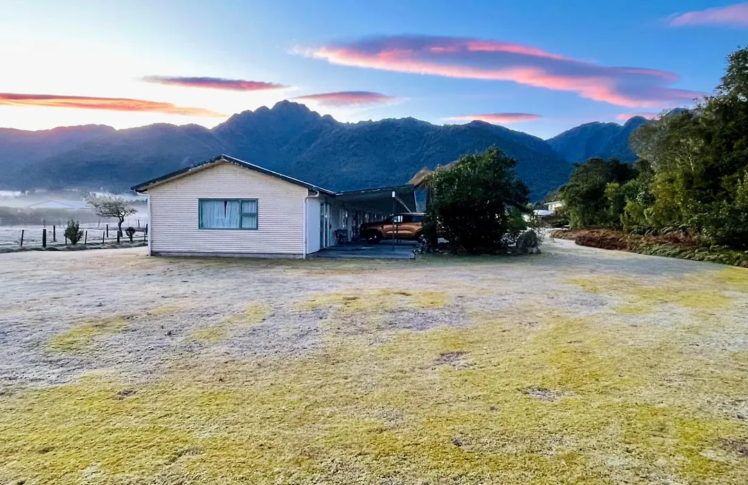 Glacier View Motel-1