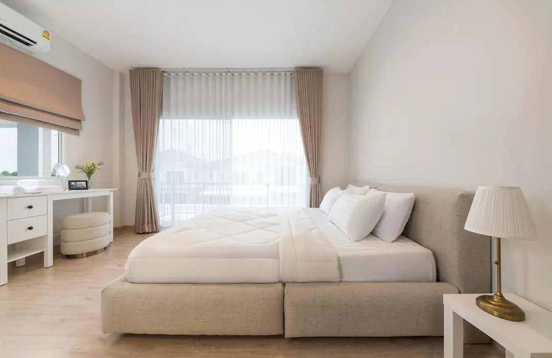 Laddarom Wongwaen-Ramintra Home-1