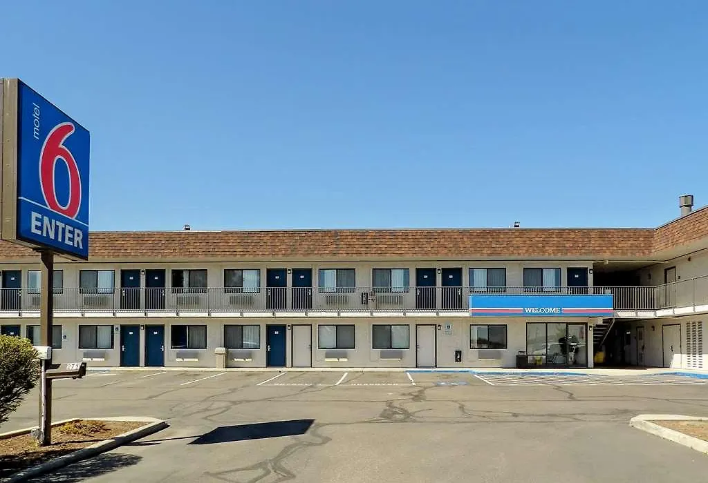 Motel 6 Ontario, Or-1