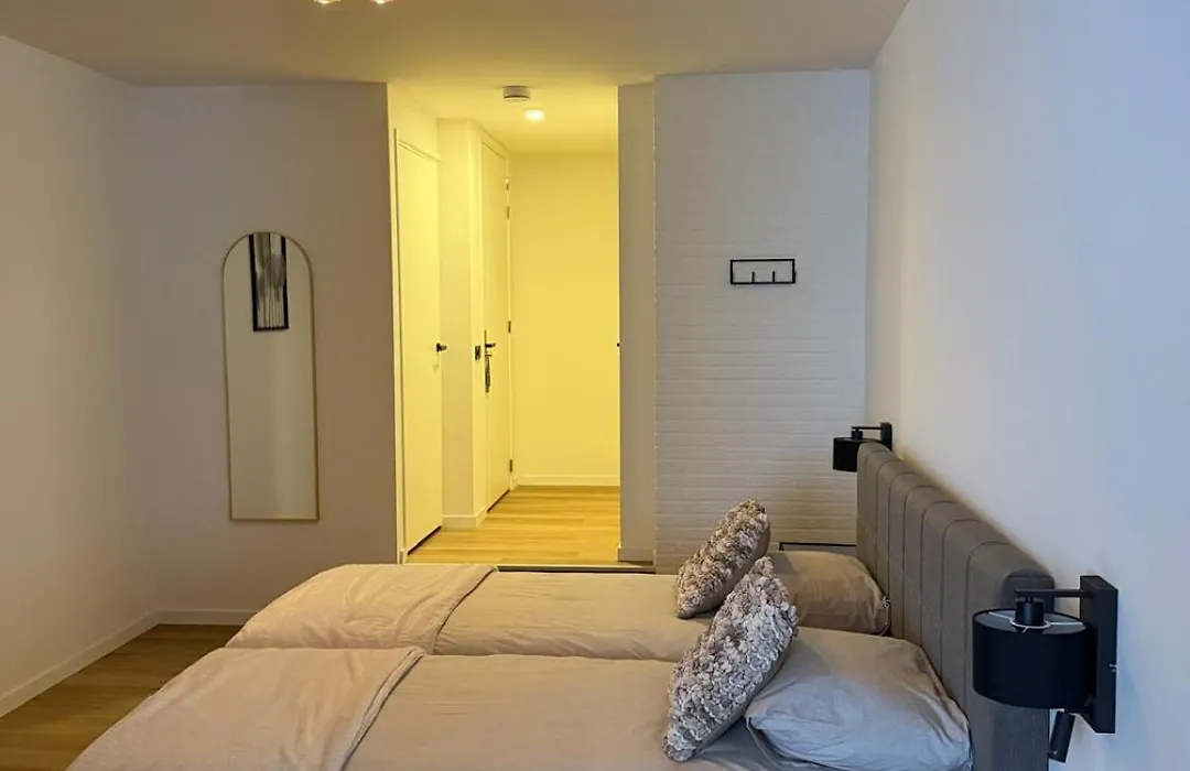 Hotel&Appartementen Royal-1
