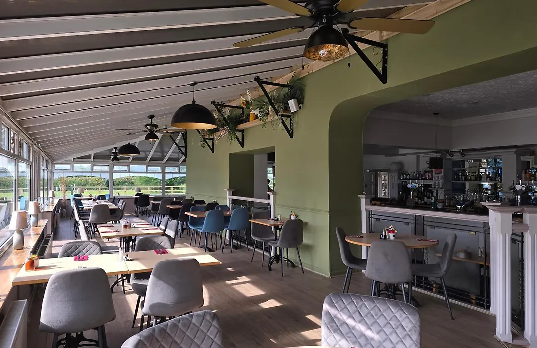 Ashburnham Hotel-1