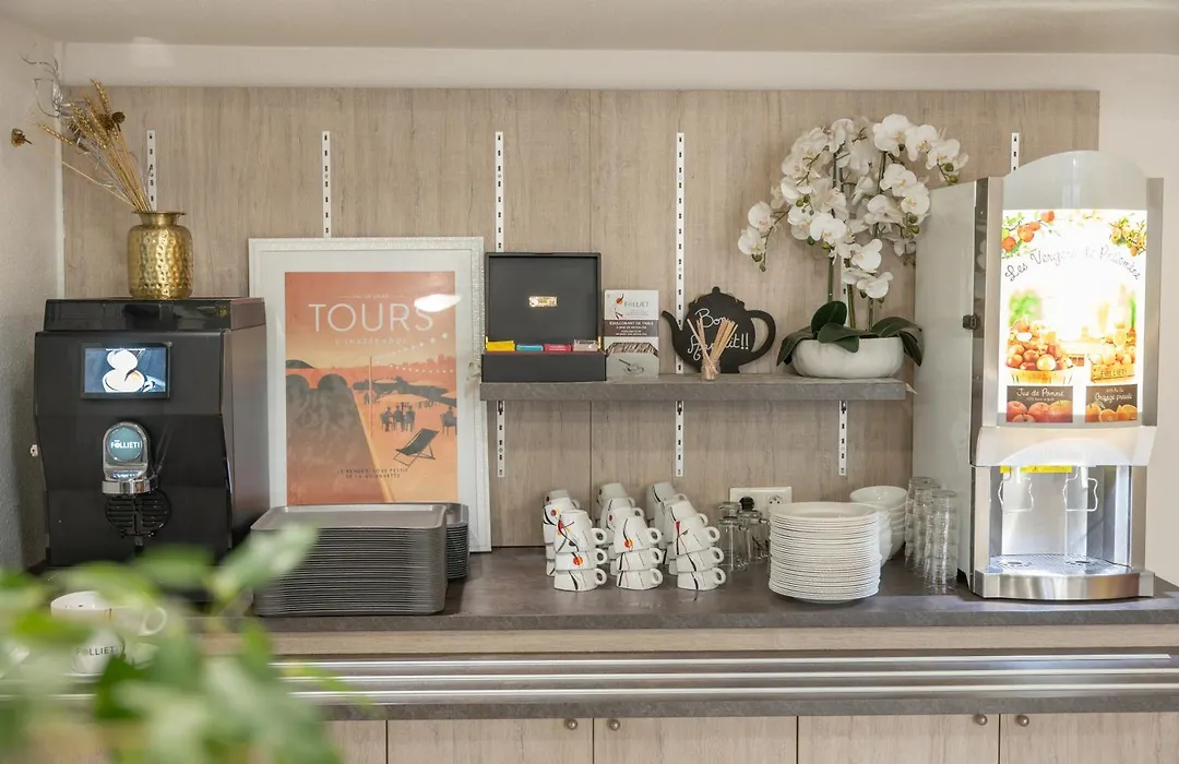 Brit Hotel Essentiel Tours Nord-1
