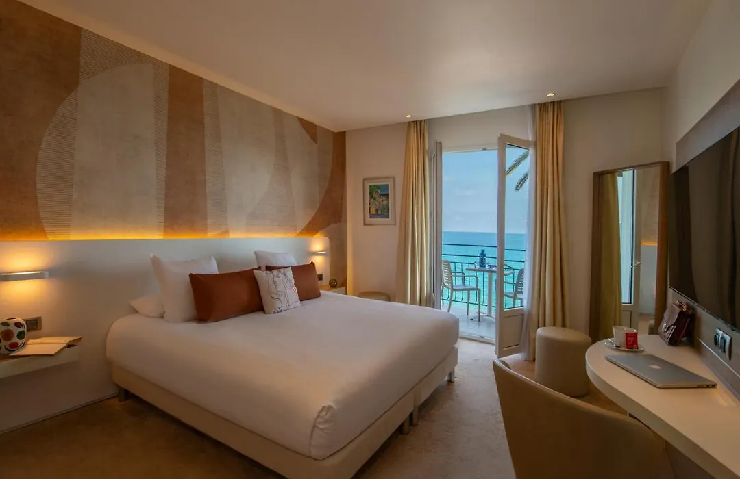 Best Western Premier Hotel Prince de Galles-1