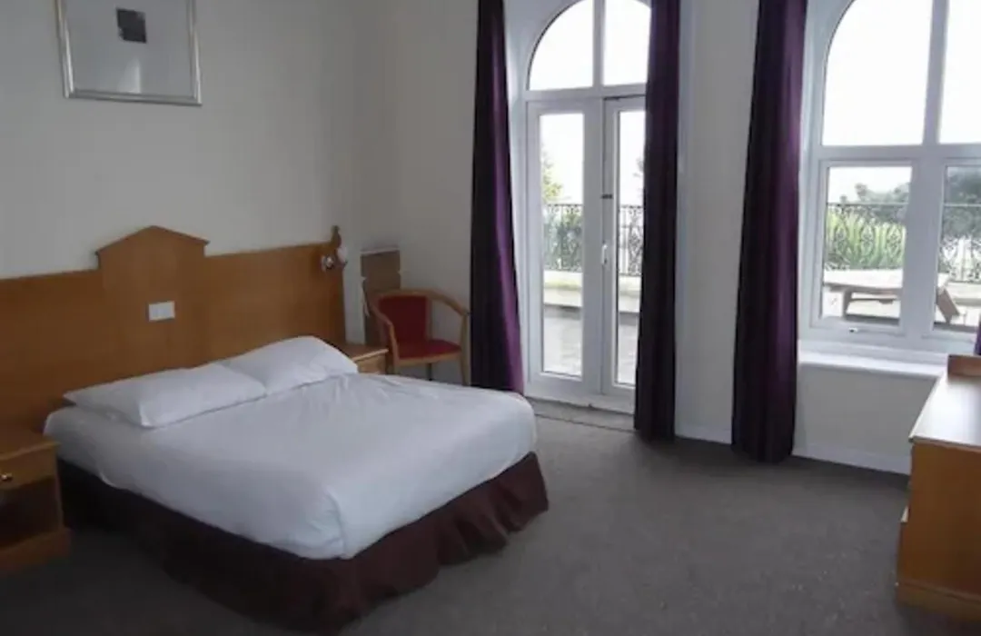 Esplanade Hotel - Clacton On Sea, Beachfront Hotel By Oyo-1