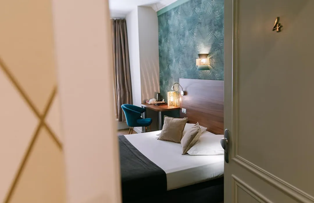 Hotel Du Dauphin-1