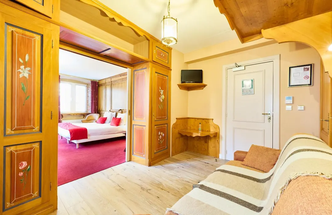 Logis Hotel Saint-Martin-1