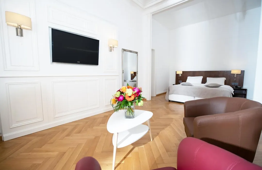 J5 Hotels Helvetie&La Brasserie-1