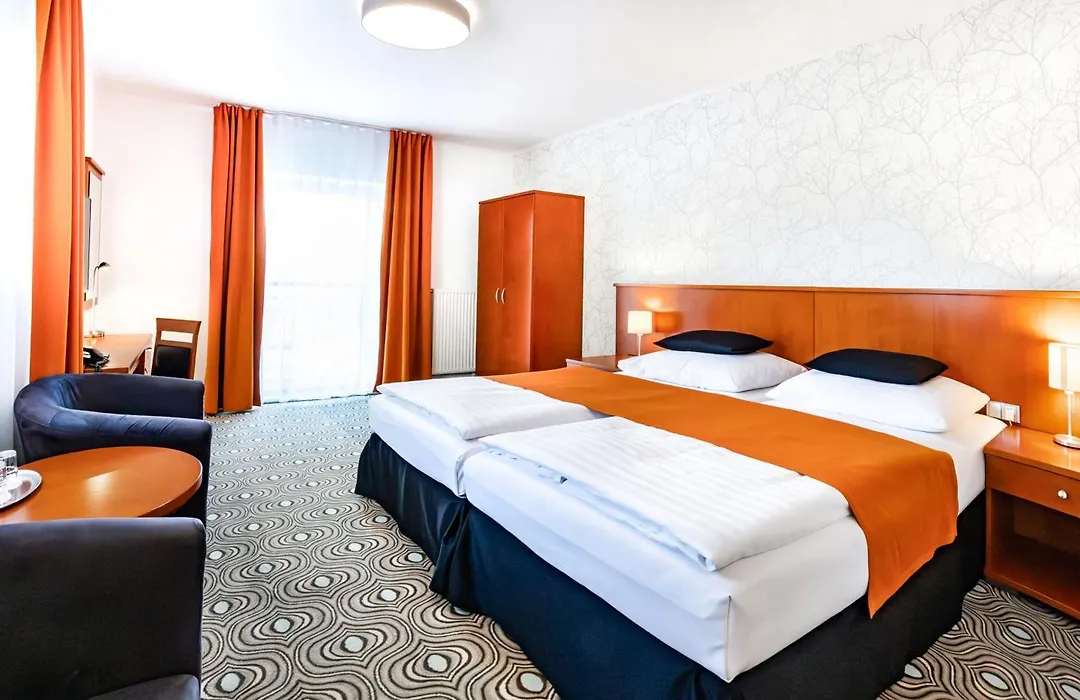 Parkhotel Plzen Congress Center-1