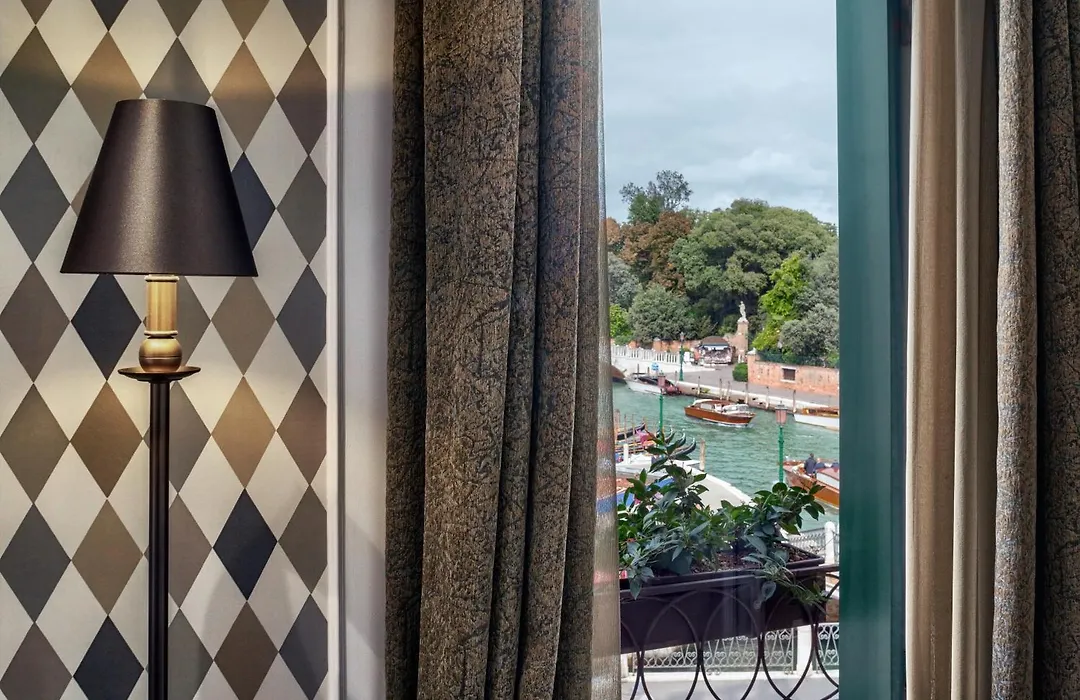 Hotel Arlecchino-1