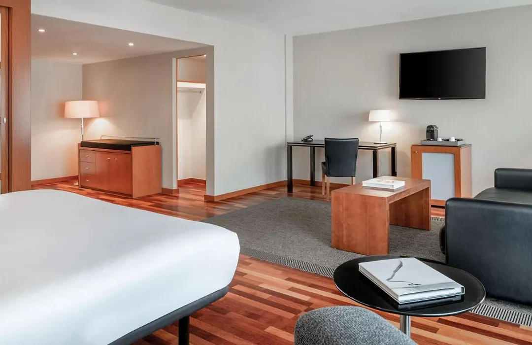 AC Hotel La Rioja by Marriott-1