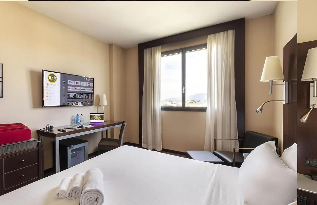B&B Hotel Arezzo-1