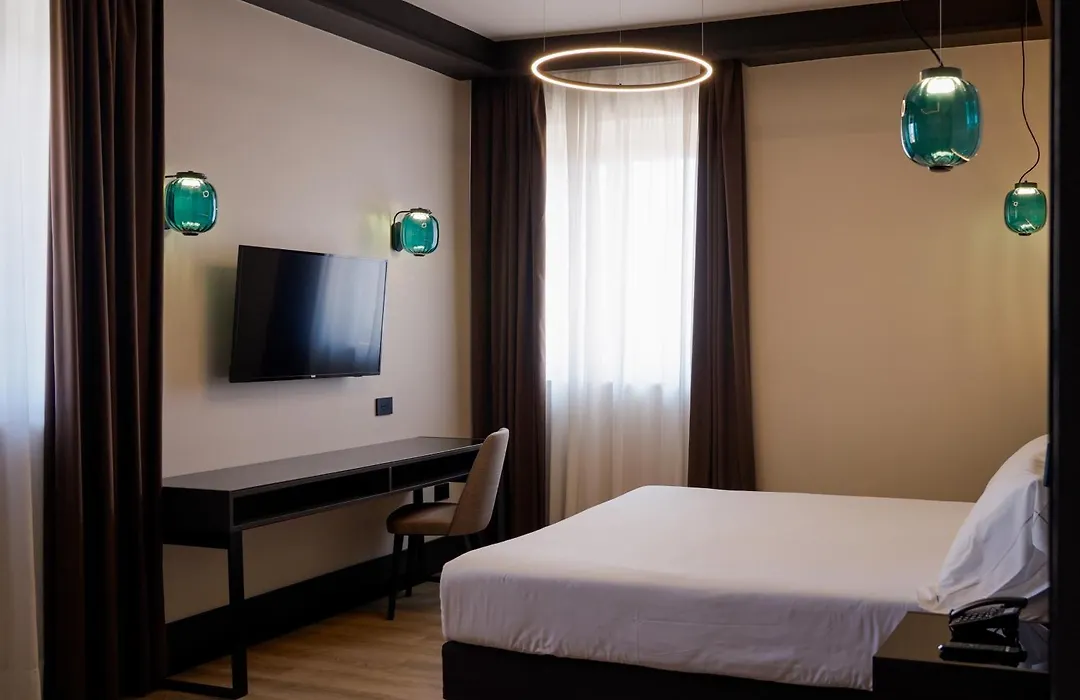 Hotel Regina Margherita-1
