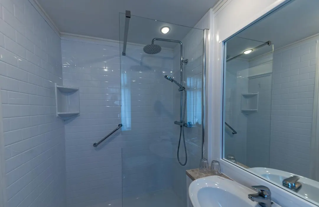 Langstone Cliff Hotel-1