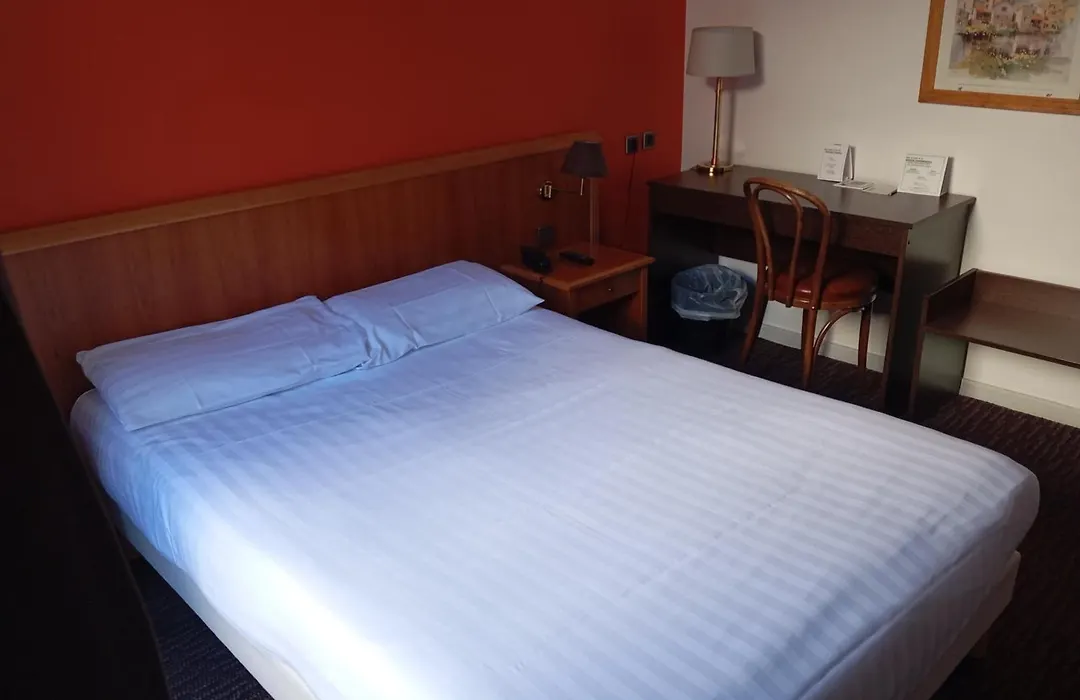 The Originals Boutique, Grand Hôtel Saint-Pierre, Aurillac (Qualys-Hotel)-1