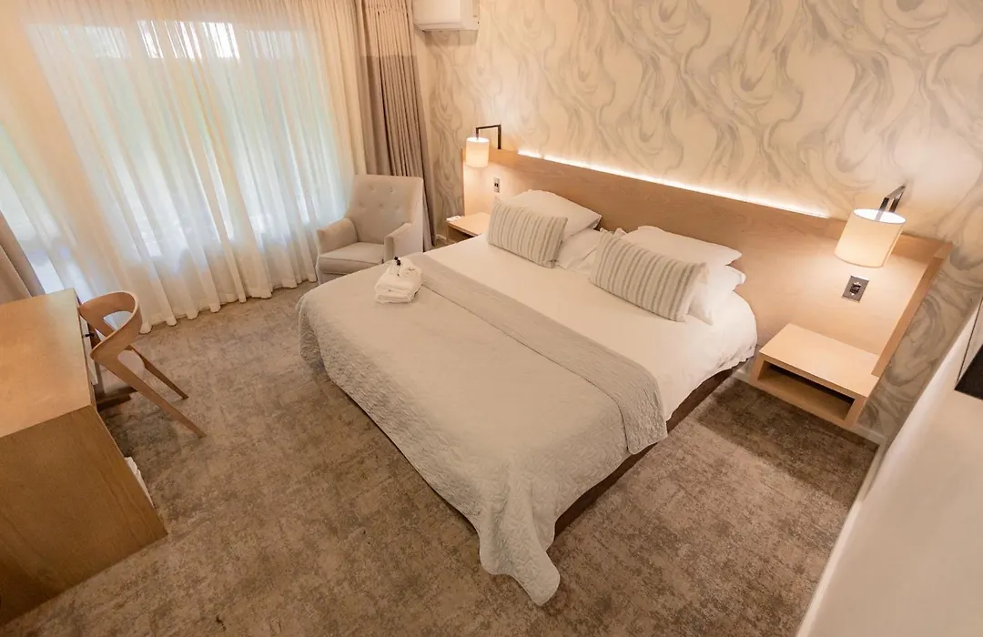 The Kelway Hotel-1