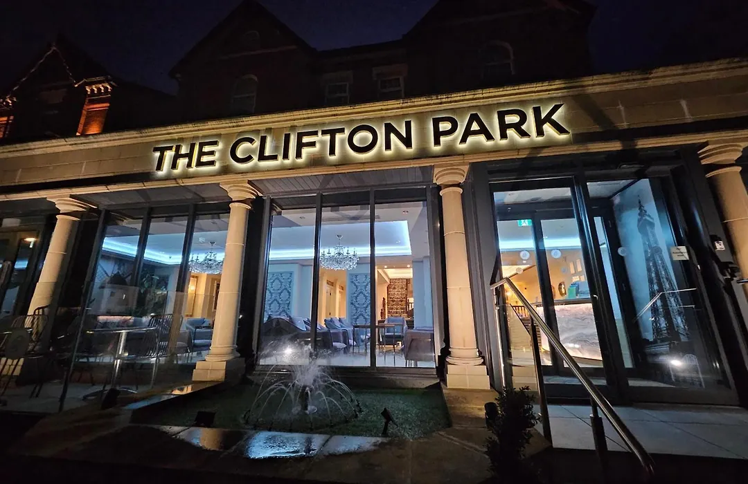 Clifton Park Hotel - Adults Only-1